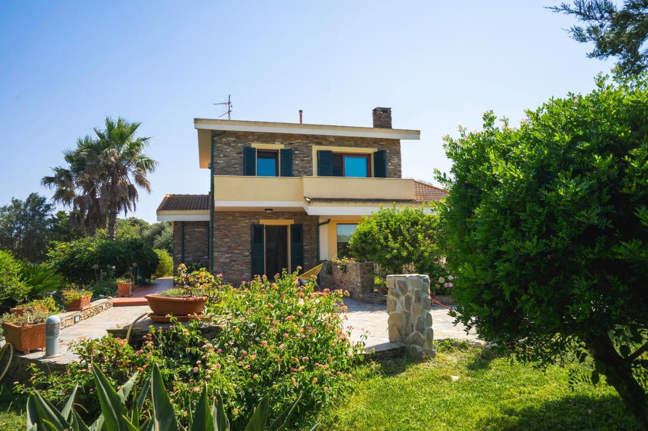Villa Patrizia Stintino Bagian luar foto