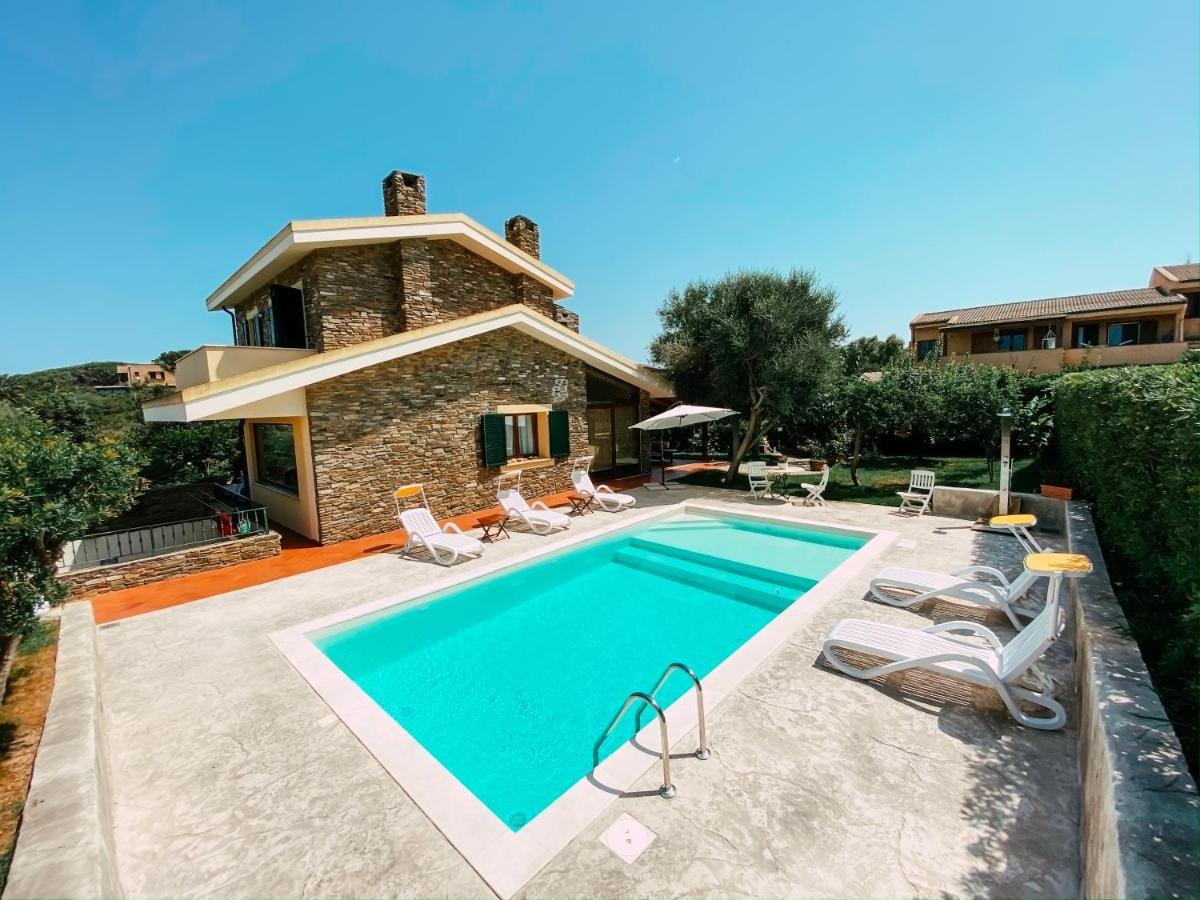 Villa Patrizia Stintino Bagian luar foto